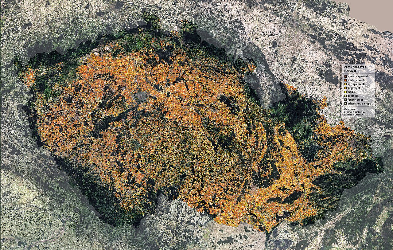 A national crop-type map of Czechia, with agricultural areas colored by crop class over satellite imagery.